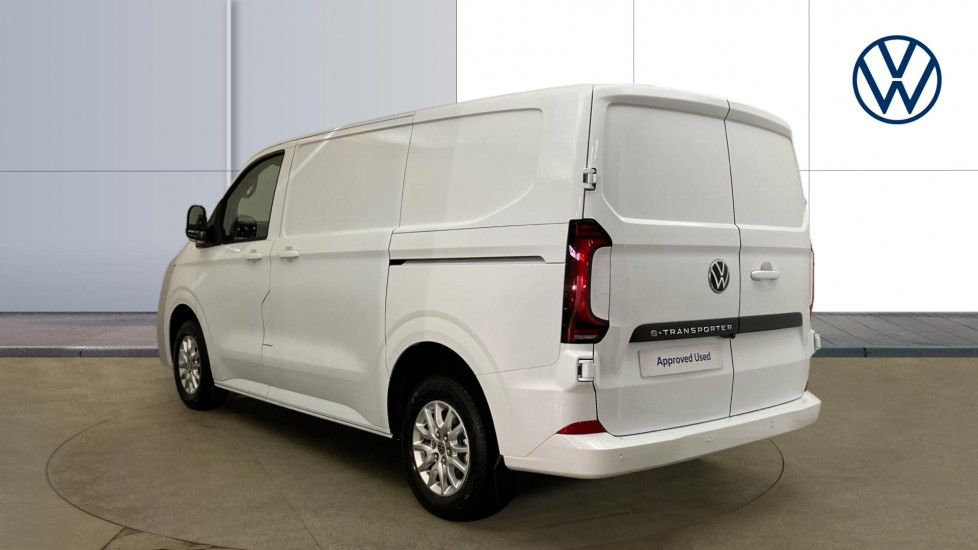 Volkswagen Transporter T32 Swb Electric 160kW 65kWh Commerce Pro Van Auto [5 Plus] - Image 3
