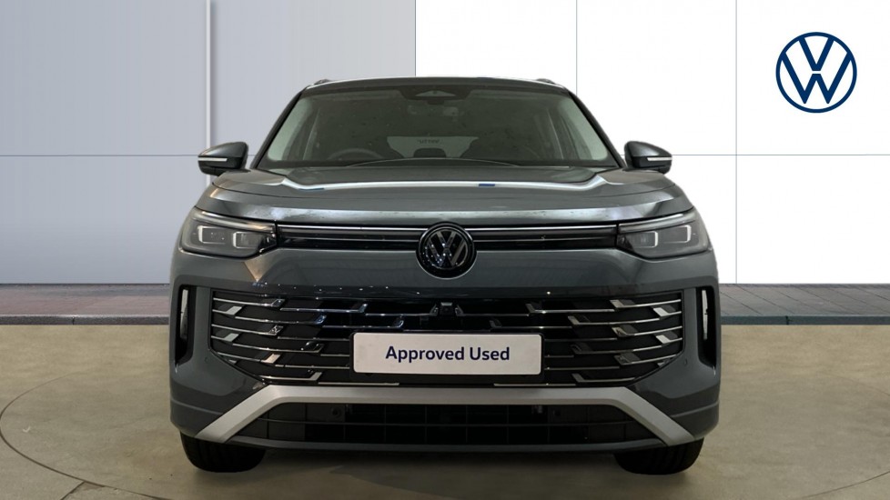 Volkswagen Tayron 1.5 TSI eHybrid Elegance 5dr DSG6 Estate - Image 7
