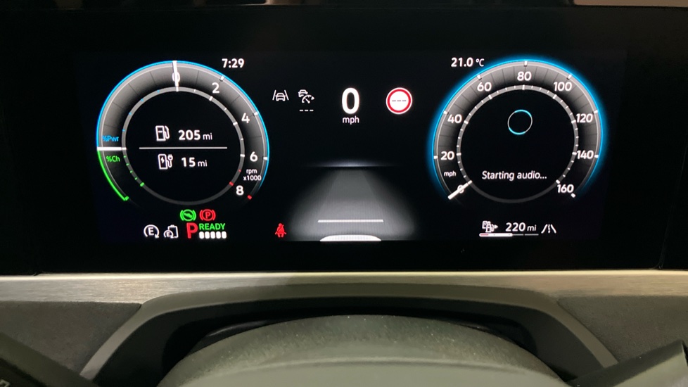 Volkswagen Passat 1.5 TSI eHybrid 272 R-Line 5dr DSG Estate - Image 11