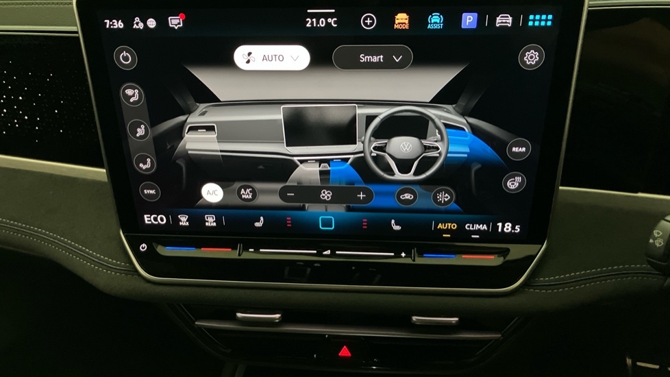 Volkswagen Passat 1.5 TSI eHybrid 272 R-Line 5dr DSG Estate - Image 13
