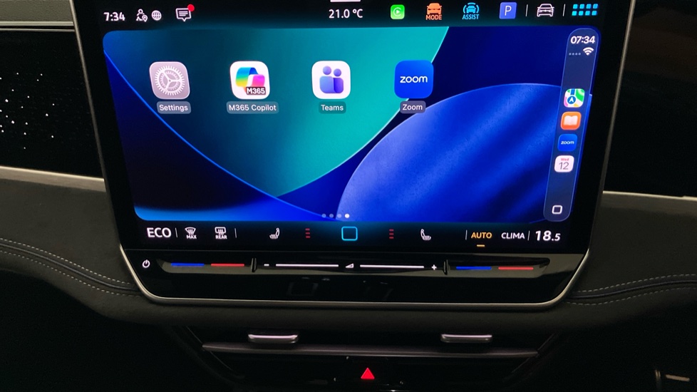 Volkswagen Passat 1.5 TSI eHybrid 272 R-Line 5dr DSG Estate - Image 29