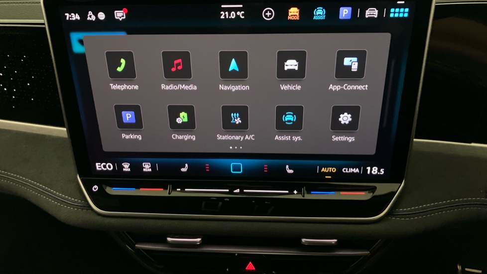 Volkswagen Passat 1.5 TSI eHybrid 272 R-Line 5dr DSG Estate - Image 30