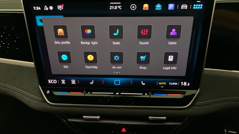 Volkswagen Passat 1.5 TSI eHybrid 272 R-Line 5dr DSG Estate - Image 31