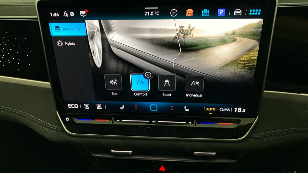 Volkswagen Passat 1.5 TSI eHybrid 272 R-Line 5dr DSG Estate - Image 38