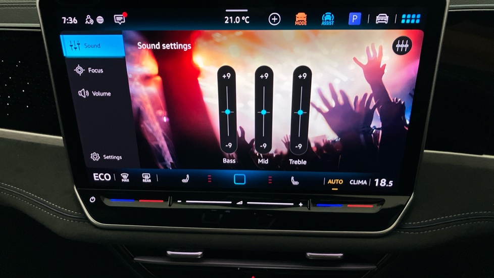 Volkswagen Passat 1.5 TSI eHybrid 272 R-Line 5dr DSG Estate - Image 39