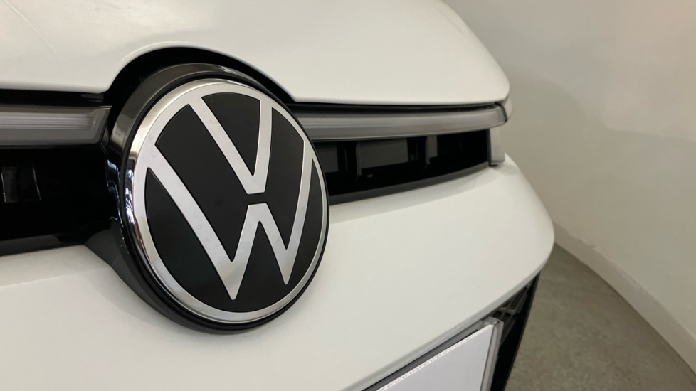 Volkswagen Passat 1.5 TSI eHybrid 272 R-Line 5dr DSG Estate - Image 43