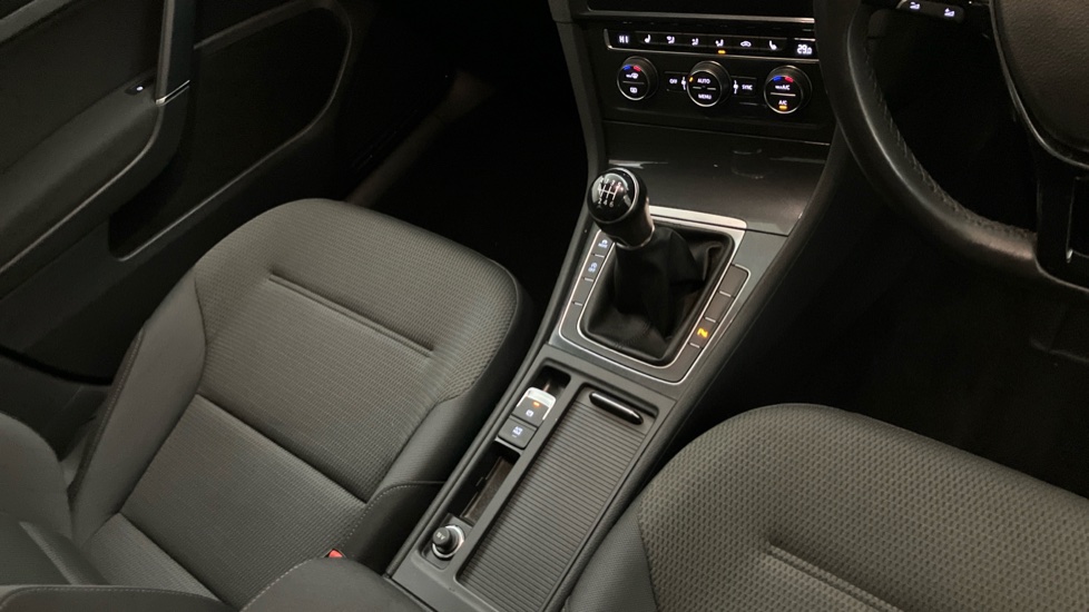 Volkswagen Golf 1.5 TSI EVO Match Edition 5dr Petrol Hatchback - Image 14