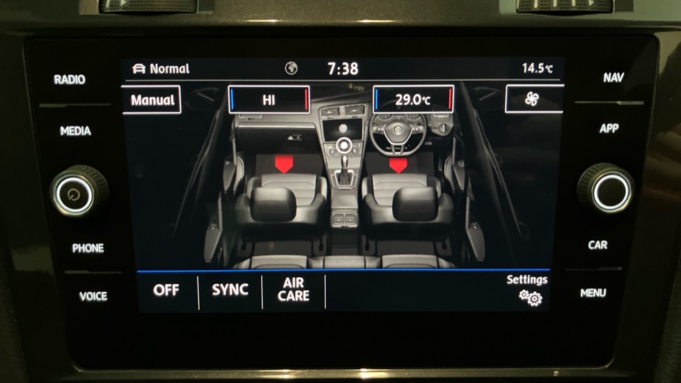 Volkswagen Golf 1.5 TSI EVO Match Edition 5dr Petrol Hatchback - Image 30