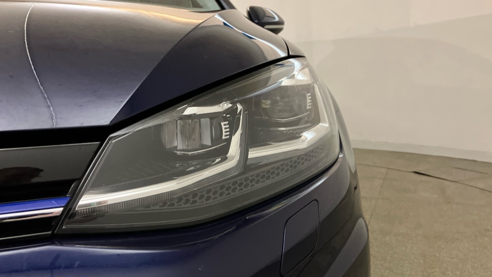 Volkswagen Golf 1.5 TSI EVO Match Edition 5dr Petrol Hatchback - Image 38