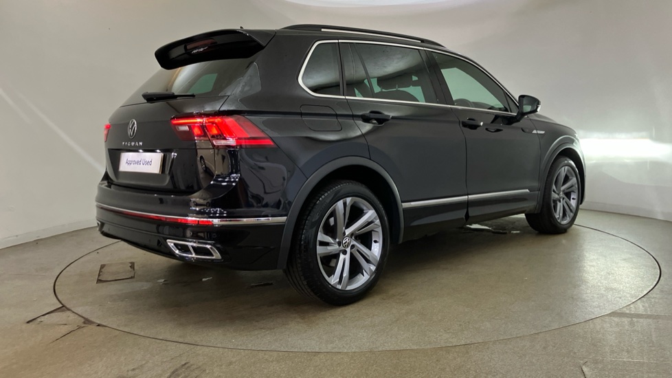 Volkswagen Tiguan 1.5 TSI 150 R-Line Edition 5dr DSG Petrol Estate - Image 34