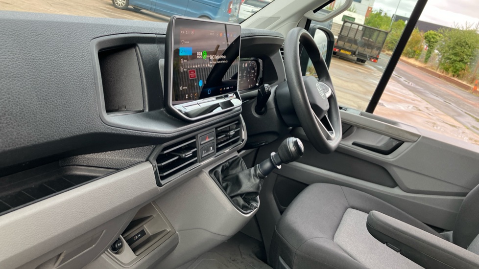 Volkswagen Crafter Cr35 Mwb Diesel Fwd 2.0 TDI 140PS Commerce Plus High Roof Van - Image 2