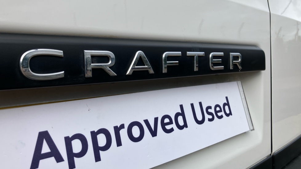 Volkswagen Crafter Cr35 Mwb Diesel Fwd 2.0 TDI 140PS Commerce Plus High Roof Van - Image 36