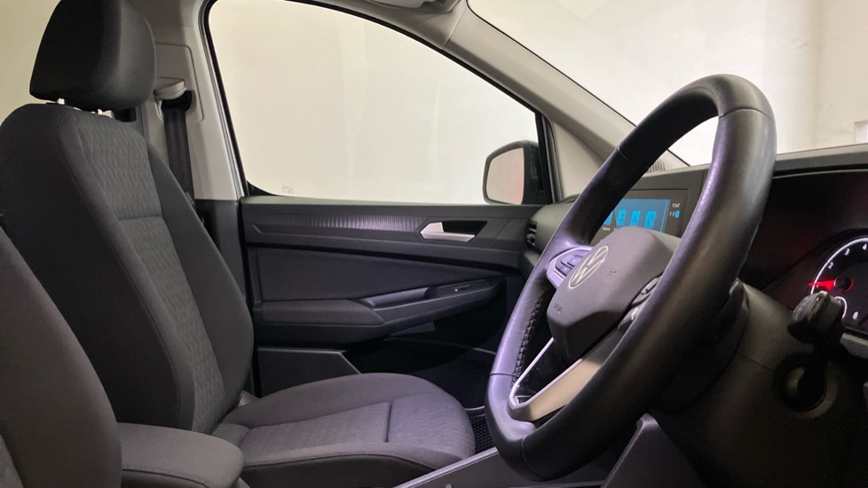 Volkswagen Caddy 1.5 TSI Life 5dr DSG Petrol Estate - Image 15