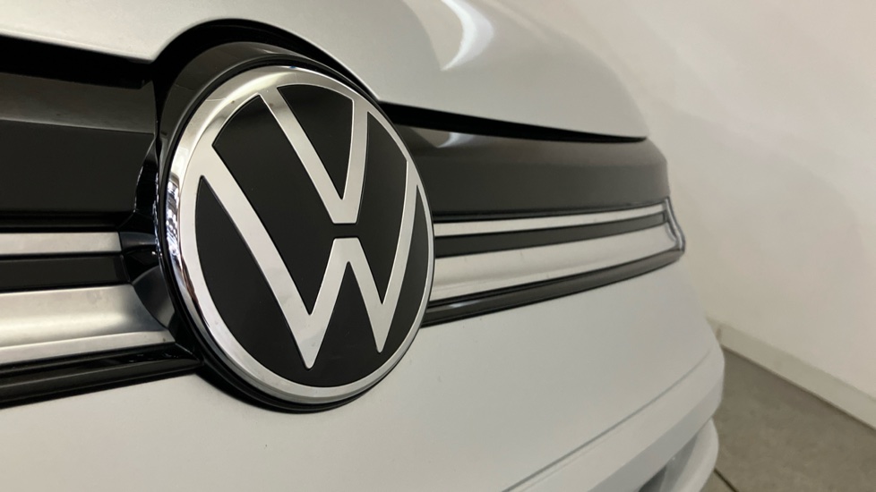 Volkswagen Caddy 1.5 TSI Life 5dr DSG Petrol Estate - Image 39