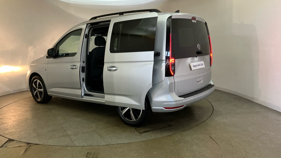 Volkswagen Caddy 1.5 TSI Life 5dr DSG Petrol Estate - Image 45