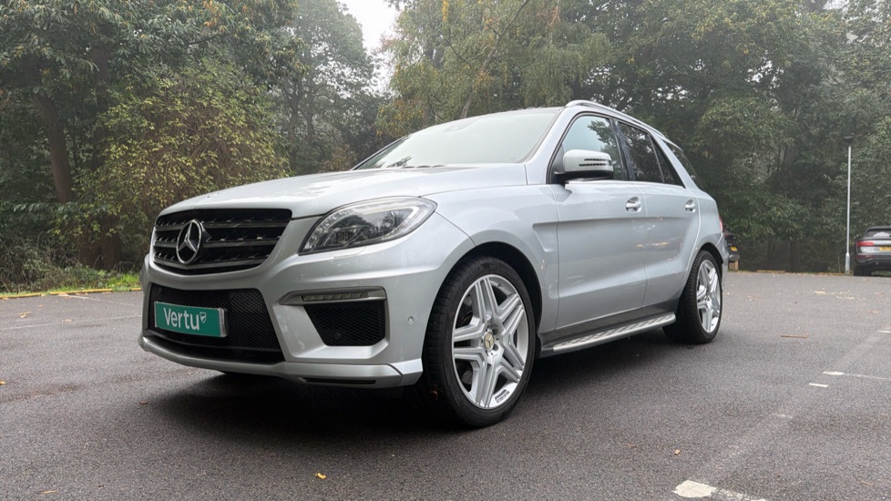 Mercedes-AMG M-Class ML63 AMG 5dr Auto Petrol Station Wagon - Image 26