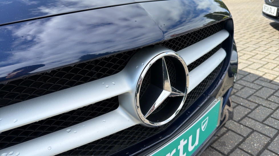 Mercedes-Benz C-Class C250d SE 5dr 9G-Tronic Diesel Estate - Image 23