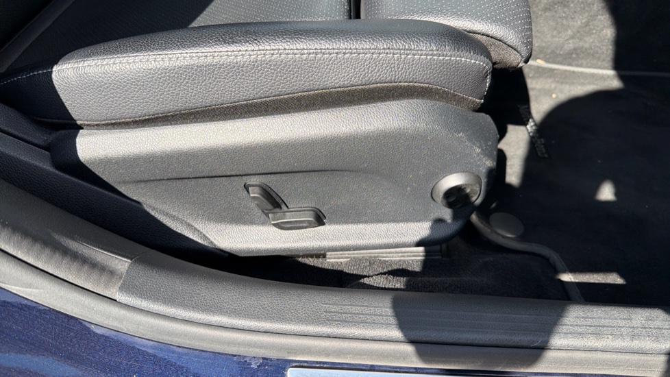 Mercedes-Benz C-Class C250d SE 5dr 9G-Tronic Diesel Estate - Image 38