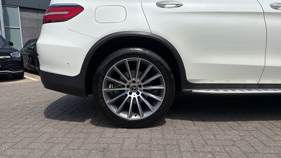 Mercedes-Benz GLC Coupe GLC 250d 4Matic AMG Line Premium 5dr 9G-Tronic Diesel Estate - Image 7