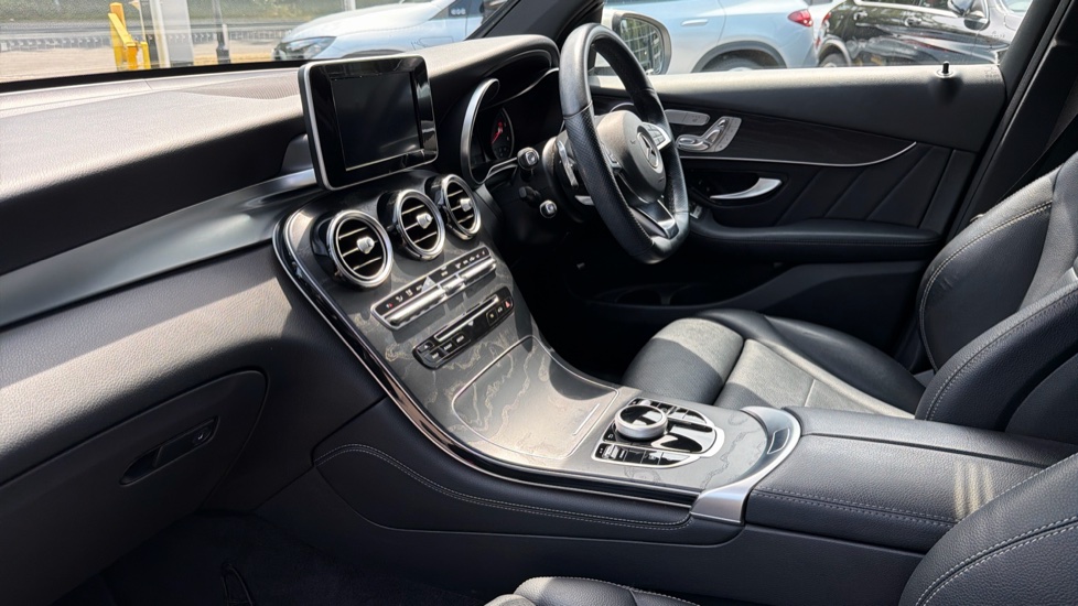 Mercedes-Benz GLC Coupe GLC 250d 4Matic AMG Line Premium 5dr 9G-Tronic Diesel Estate - Image 9