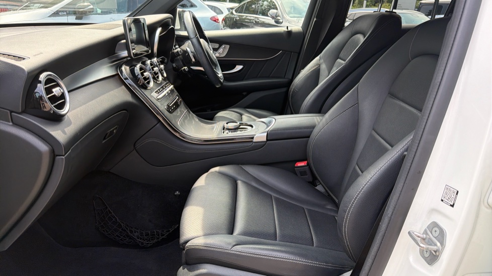 Mercedes-Benz GLC Coupe GLC 250d 4Matic AMG Line Premium 5dr 9G-Tronic Diesel Estate - Image 28