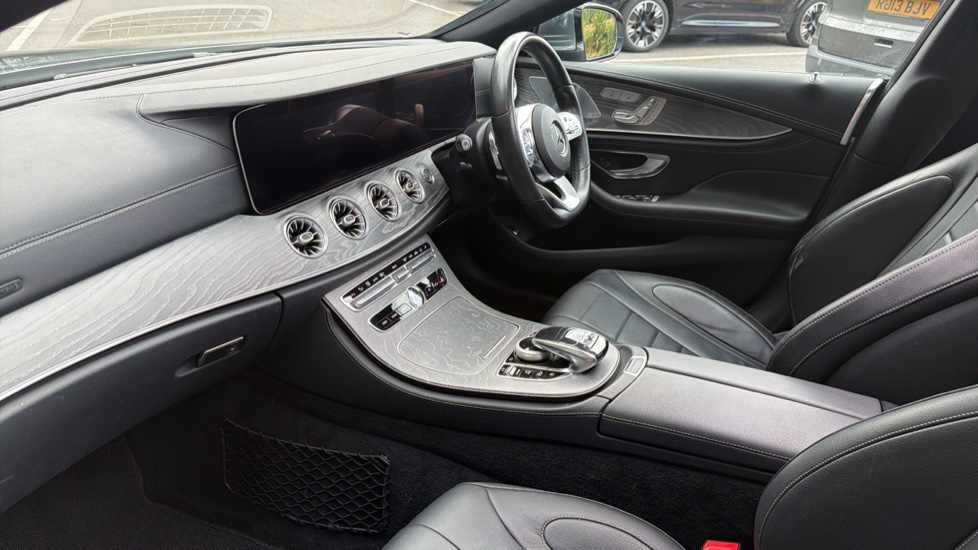 Mercedes-Benz CLS Coupe CLS 450 4Matic AMG Line Premium Plus 4dr 9G-Tronic Petrol Saloon - Image 9