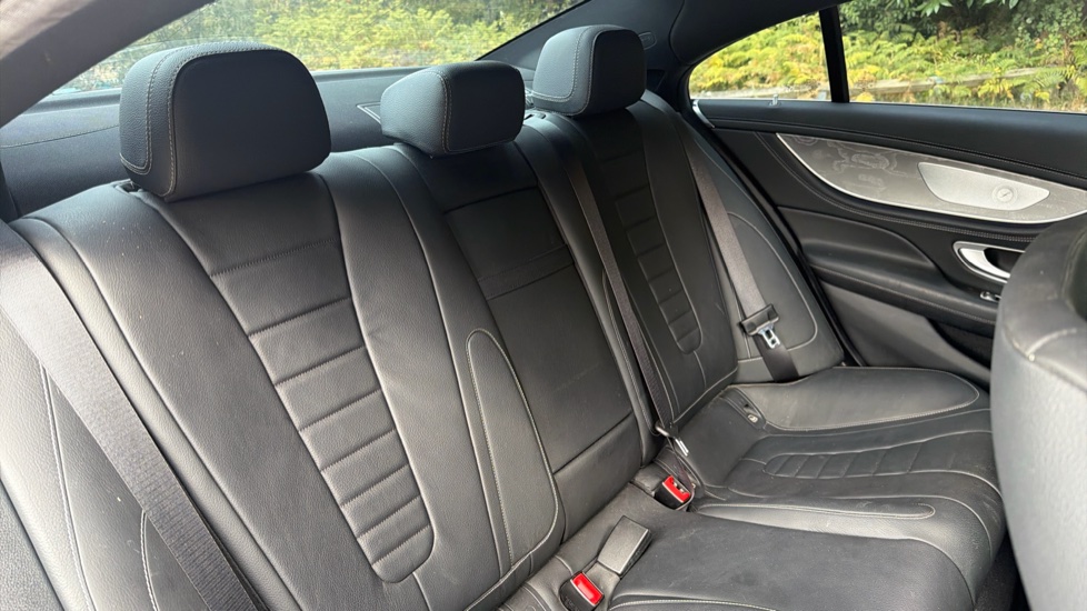 Mercedes-Benz CLS Coupe CLS 450 4Matic AMG Line Premium Plus 4dr 9G-Tronic Petrol Saloon - Image 16