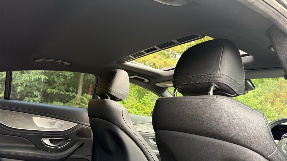 Mercedes-Benz CLS Coupe CLS 450 4Matic AMG Line Premium Plus 4dr 9G-Tronic Petrol Saloon - Image 19