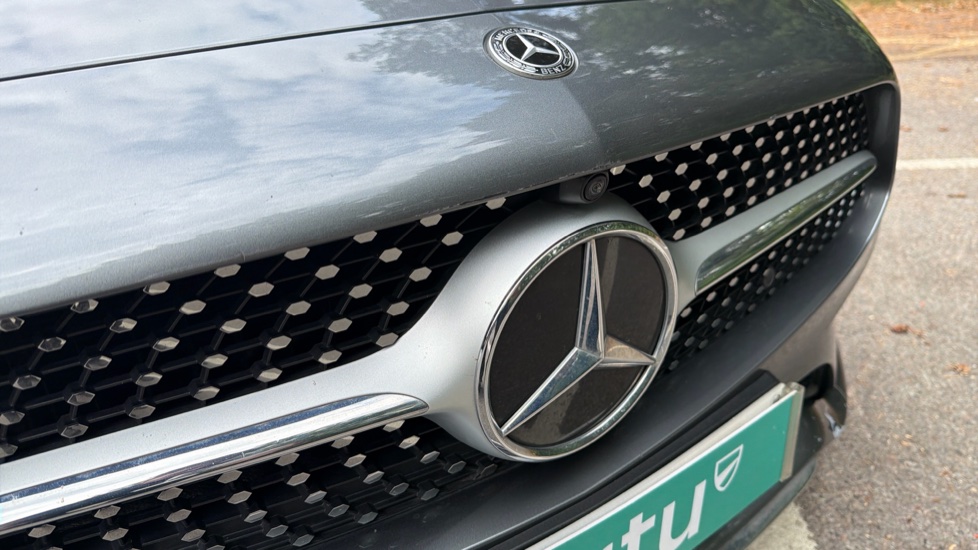 Mercedes-Benz CLS Coupe CLS 450 4Matic AMG Line Premium Plus 4dr 9G-Tronic Petrol Saloon - Image 24