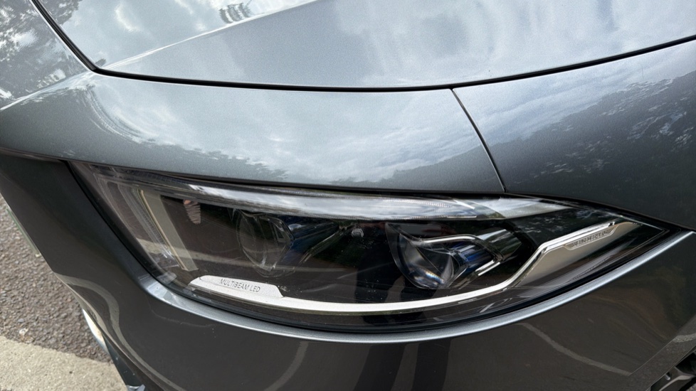 Mercedes-Benz CLS Coupe CLS 450 4Matic AMG Line Premium Plus 4dr 9G-Tronic Petrol Saloon - Image 25