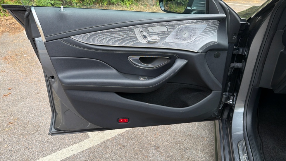 Mercedes-Benz CLS Coupe CLS 450 4Matic AMG Line Premium Plus 4dr 9G-Tronic Petrol Saloon - Image 31