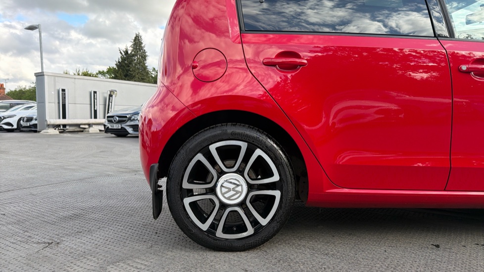 Volkswagen Up 1.0 High Up 5dr Petrol Hatchback - Image 7