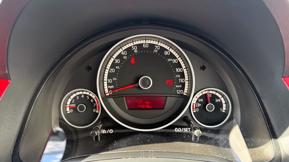 Volkswagen Up 1.0 High Up 5dr Petrol Hatchback - Image 18