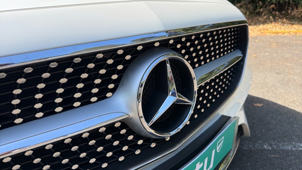 Mercedes-Benz E-Class E220d AMG Line Premium 2dr 9G-Tronic Diesel Cabriolet - Image 24