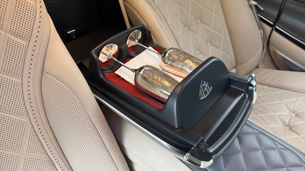 Mercedes-Benz S-Class Maybach S650 4dr Auto Petrol Saloon - Image 17