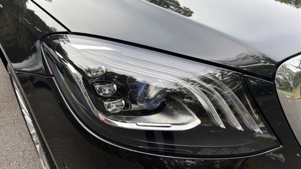 Mercedes-Benz S-Class Maybach S650 4dr Auto Petrol Saloon - Image 23