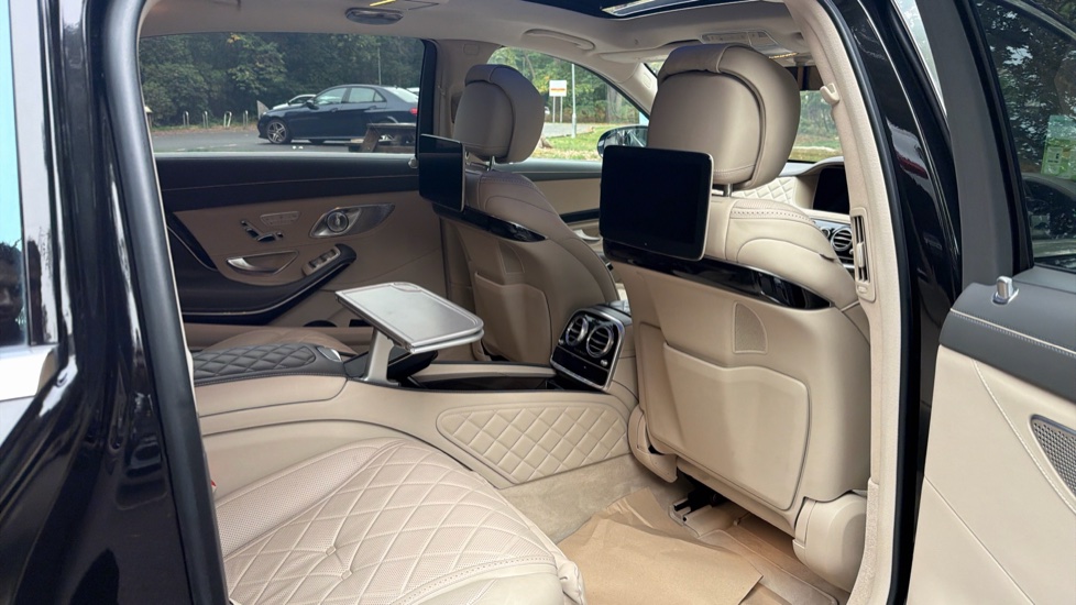 Mercedes-Benz S-Class Maybach S650 4dr Auto Petrol Saloon - Image 36