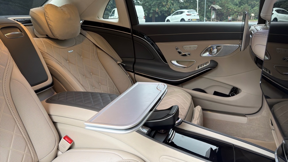 Mercedes-Benz S-Class Maybach S650 4dr Auto Petrol Saloon - Image 41
