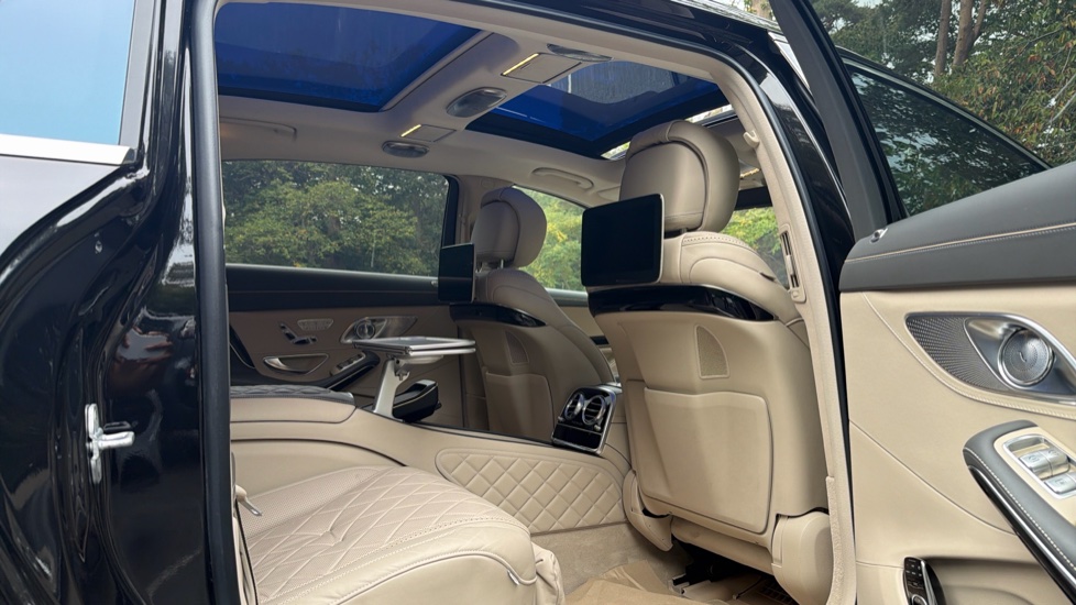 Mercedes-Benz S-Class Maybach S650 4dr Auto Petrol Saloon - Image 43