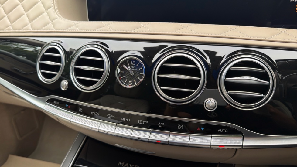 Mercedes-Benz S-Class Maybach S650 4dr Auto Petrol Saloon - Image 48