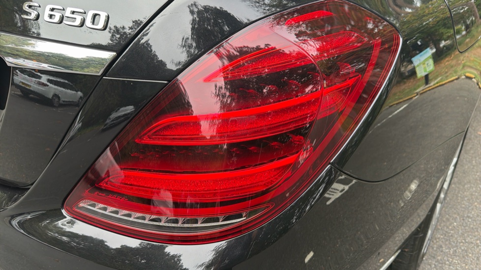 Mercedes-Benz S-Class Maybach S650 4dr Auto Petrol Saloon - Image 50
