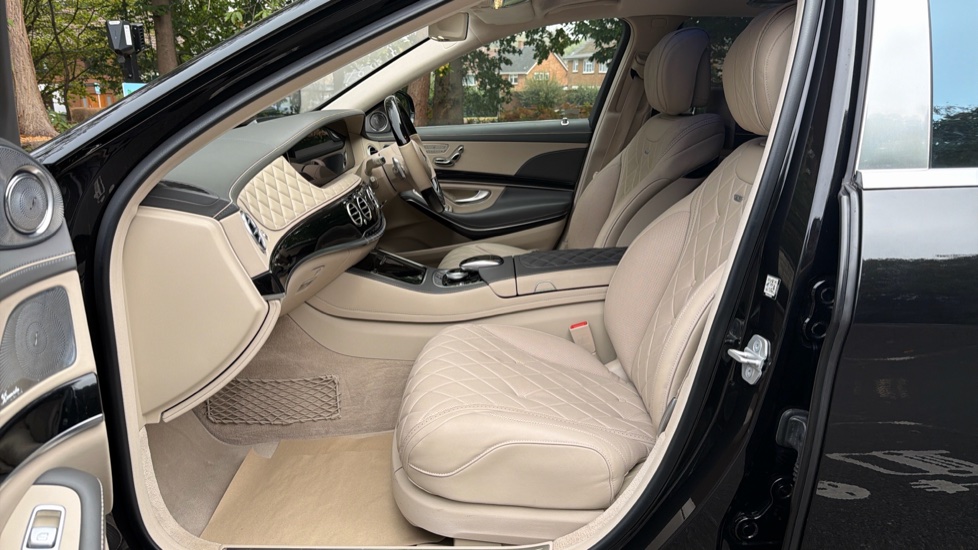Mercedes-Benz S-Class Maybach S650 4dr Auto Petrol Saloon - Image 52