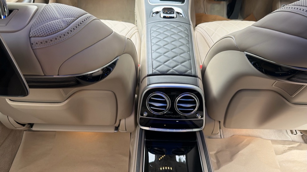 Mercedes-Benz S-Class Maybach S650 4dr Auto Petrol Saloon - Image 57