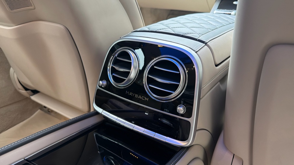Mercedes-Benz S-Class Maybach S650 4dr Auto Petrol Saloon - Image 58