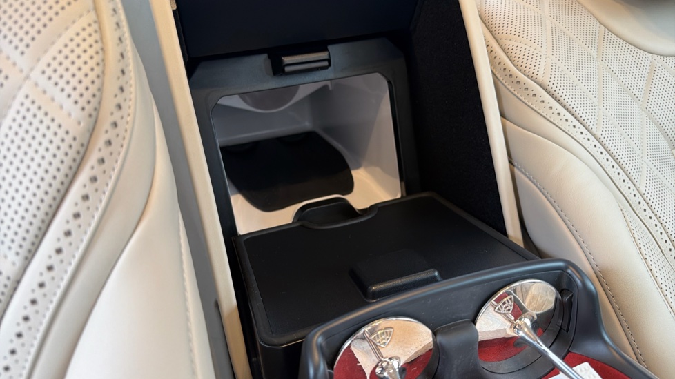 Mercedes-Benz S-Class Maybach S650 4dr Auto Petrol Saloon - Image 73
