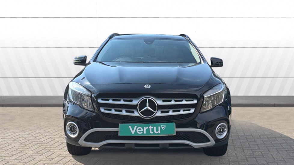 Mercedes-Benz GLA 200d SE Executive 5dr Auto Diesel Hatchback - Image 3