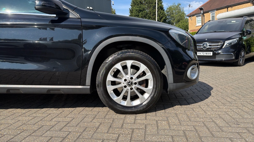 Mercedes-Benz GLA 200d SE Executive 5dr Auto Diesel Hatchback - Image 7
