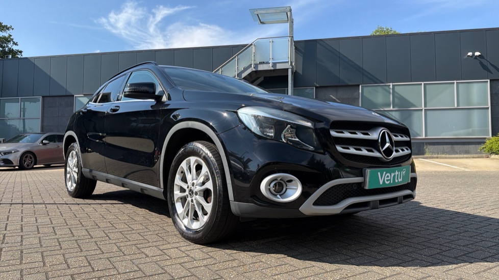 Mercedes-Benz GLA 200d SE Executive 5dr Auto Diesel Hatchback - Image 24