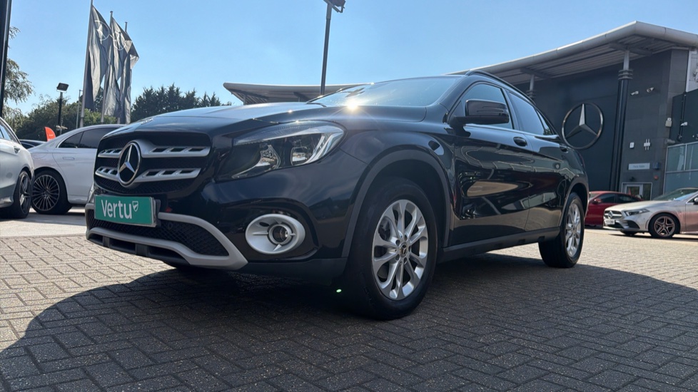 Mercedes-Benz GLA 200d SE Executive 5dr Auto Diesel Hatchback - Image 26