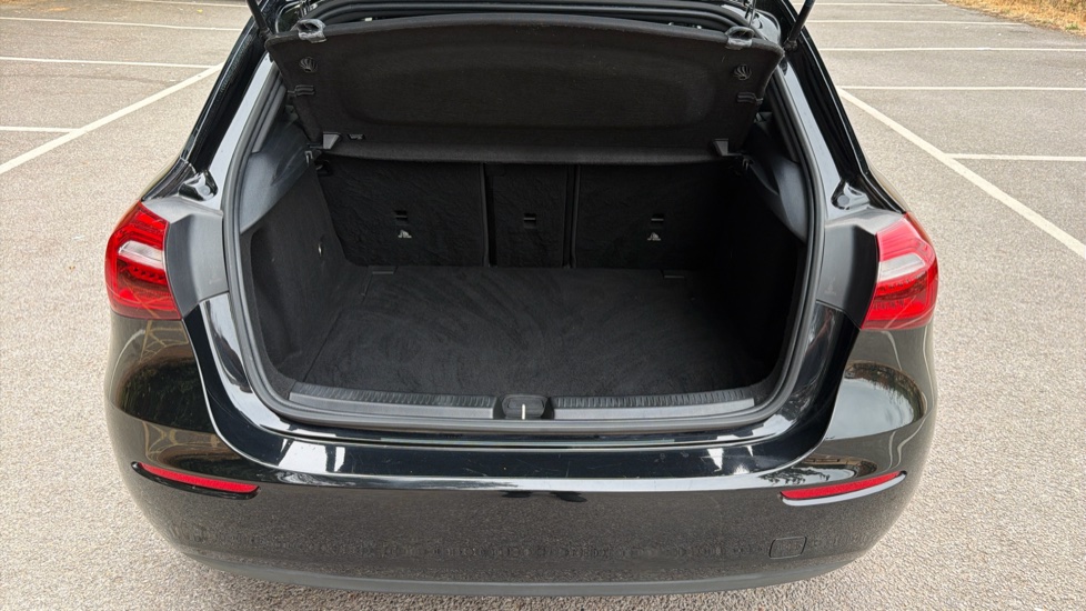 Mercedes-Benz A-Class A180d SE 5dr Auto Diesel Hatchback - Image 4